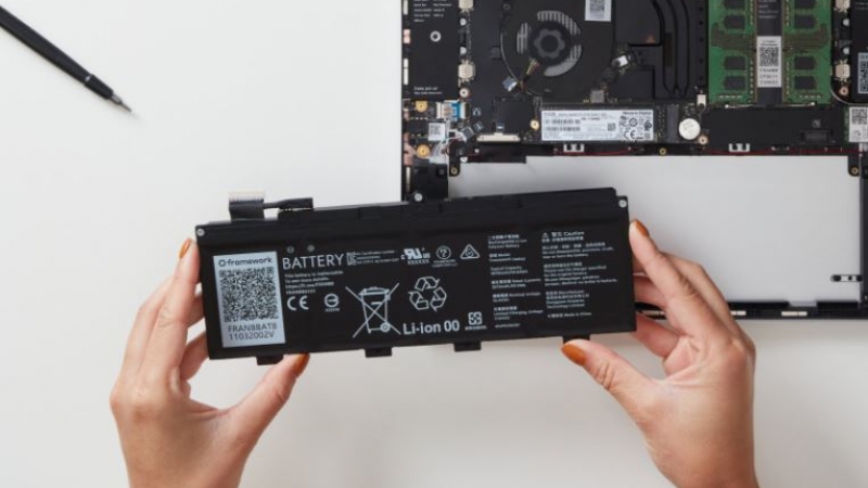 Dịch Vụ Thay Pin Laptop Tận Nơi Quận 4